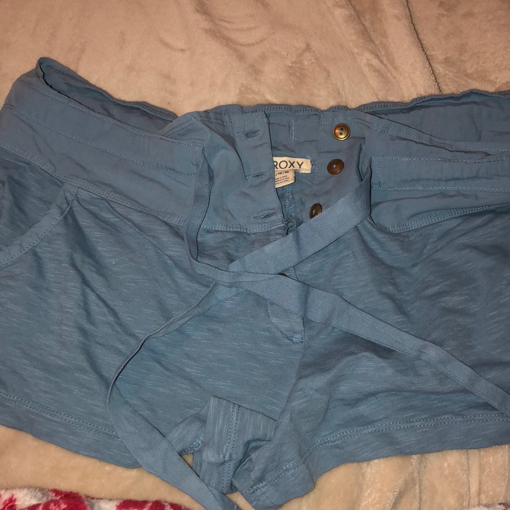 Never worn roxy shorts